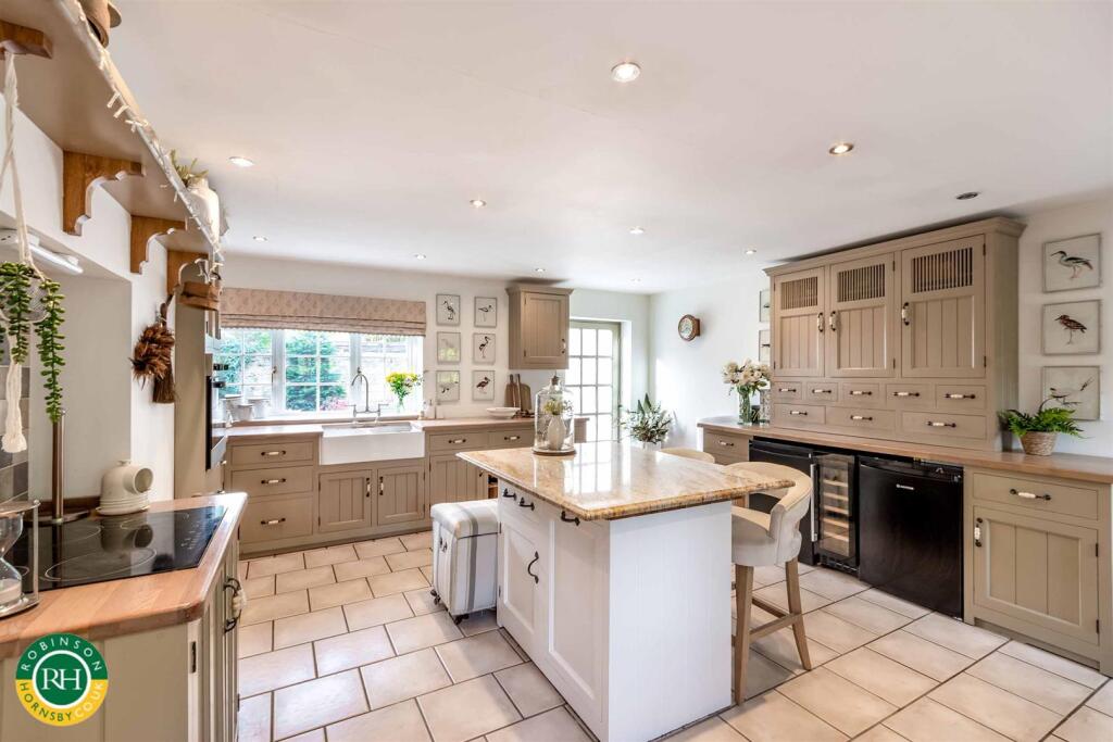 House in Sheffield - View 4