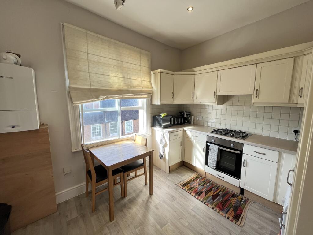 Apartment in Nottingham, The Park - View 4