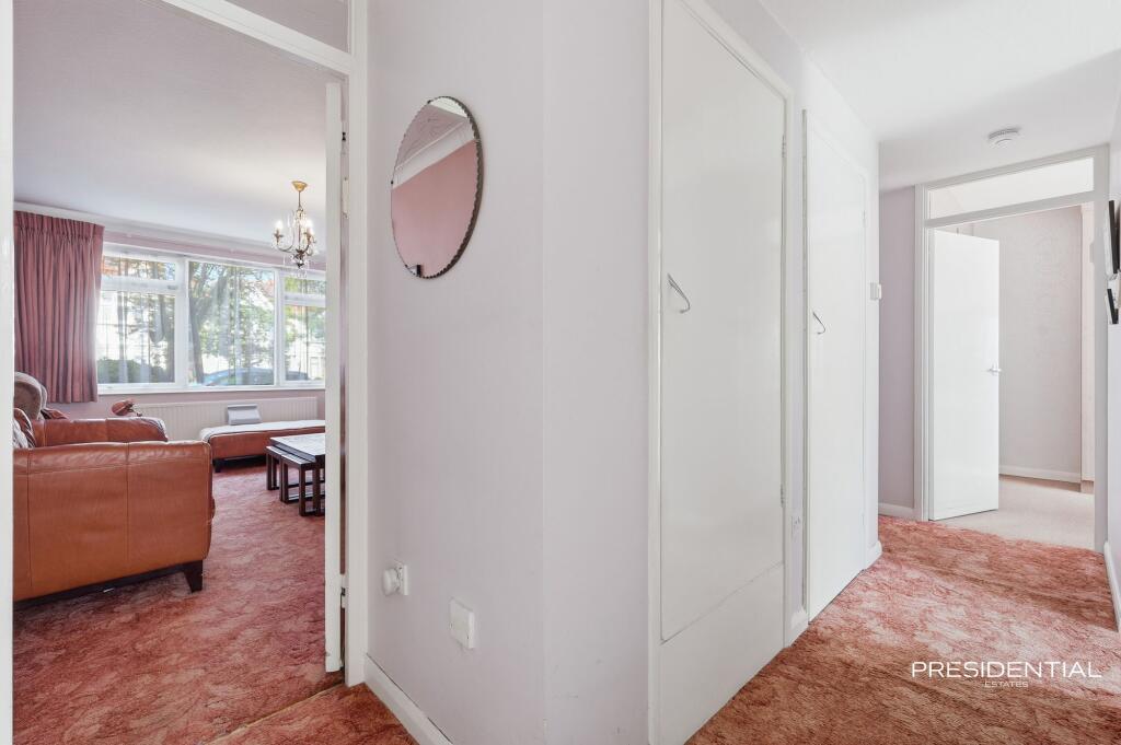 Apartment in London - View 3