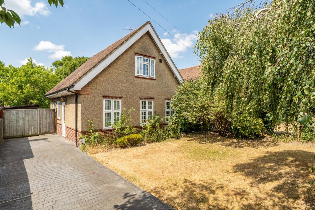Main image of property: Barnsdale Road, Reading, RG2
