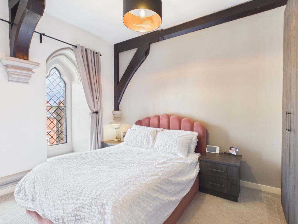 Apartment in Tameside, Newton Wood - View 3