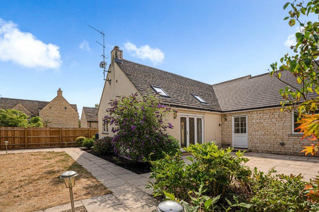 East Street, Long Compton, Shipston-on-Stour, Warwickshire, CV36 photo 3