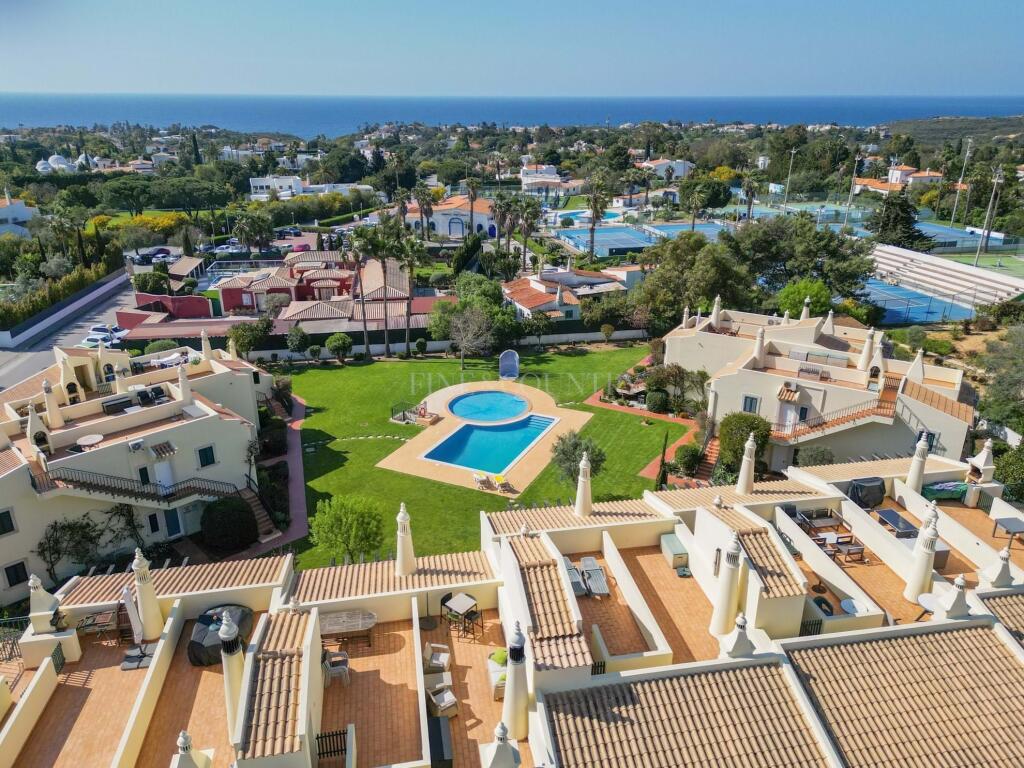 Main image of property: Algarve, Carvoeiro