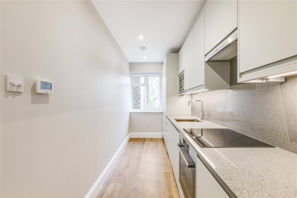 Parkway, Camden, NW1 - View 4