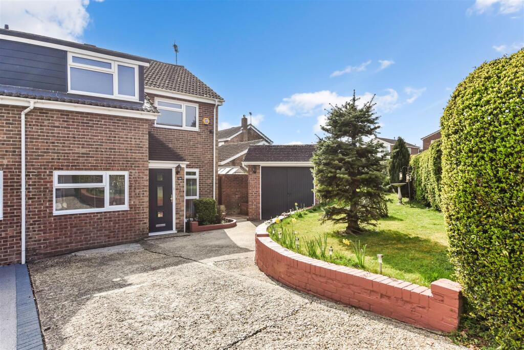 Main image of property: Redwing Road, Clanfield