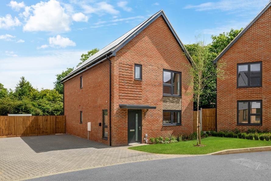 Main image of property: London Road,
Newport,
Essex,
CB11 3PN