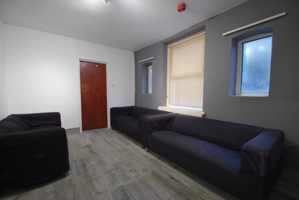 House in Cardiff - View 5