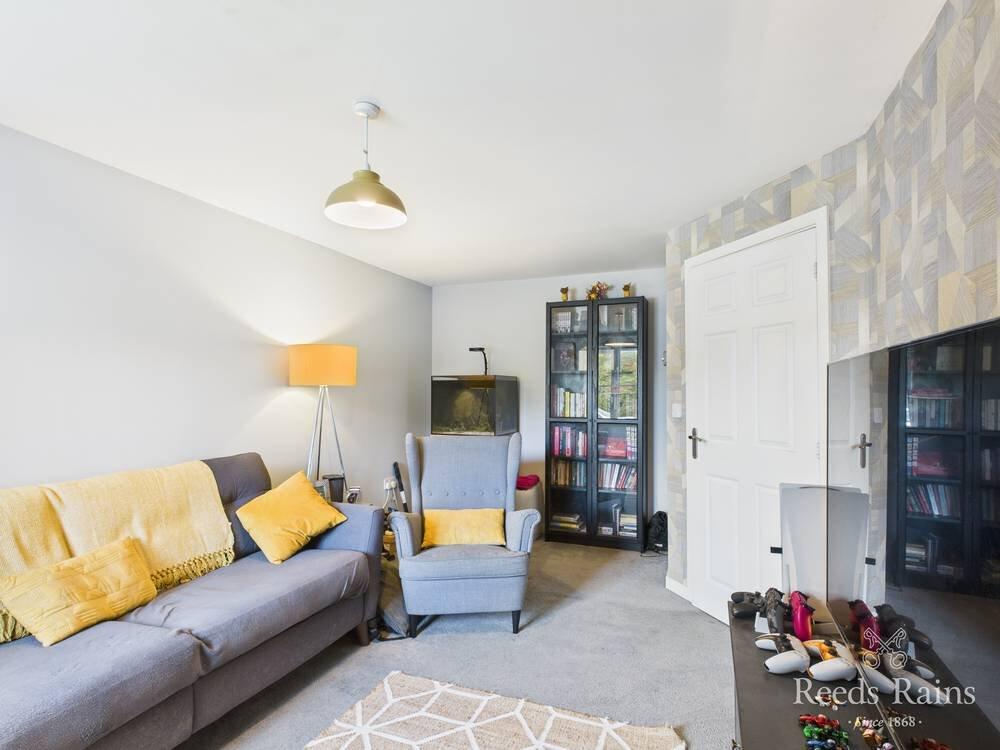 Acorn Drive, Middlesbrough, North Yorkshire, TS5 photo 3