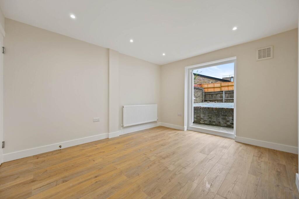 Apartment in London - View 4