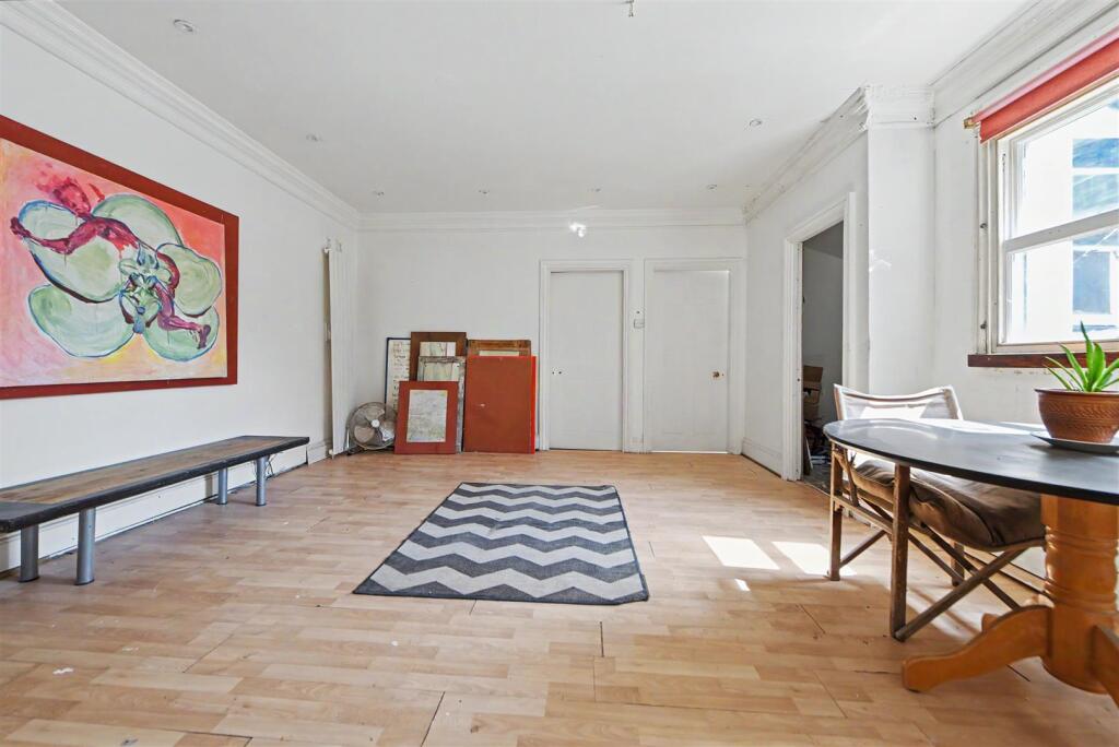 Apartment in London - View 4