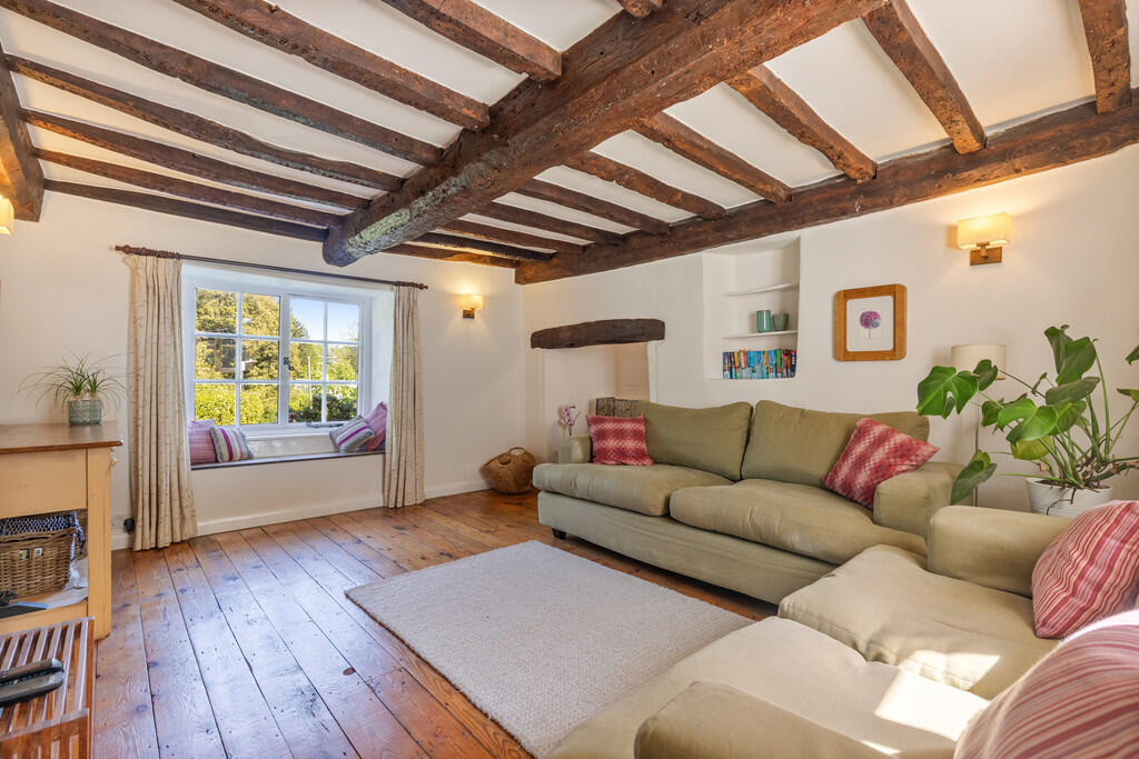 House in East Devon, Woodbury - View 2
