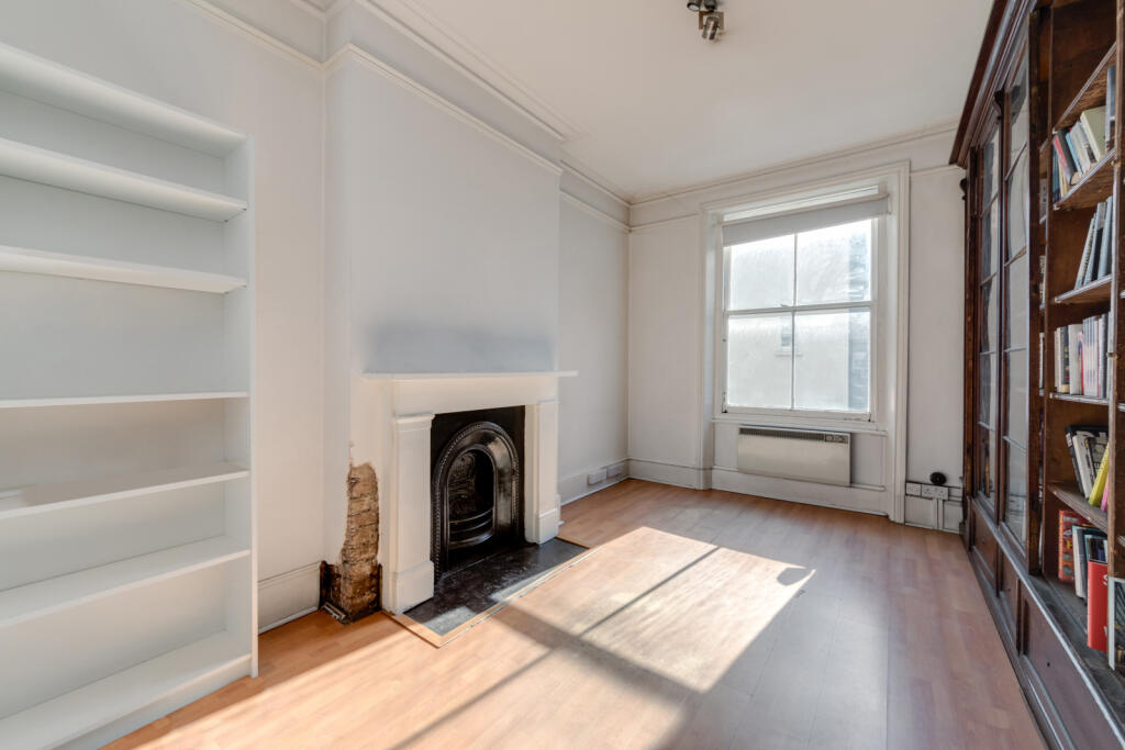 Great Russell Street, London, WC1B - More