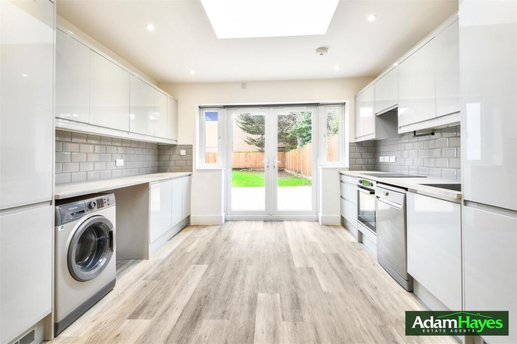 Apartment in London, Woodside Park - View 3