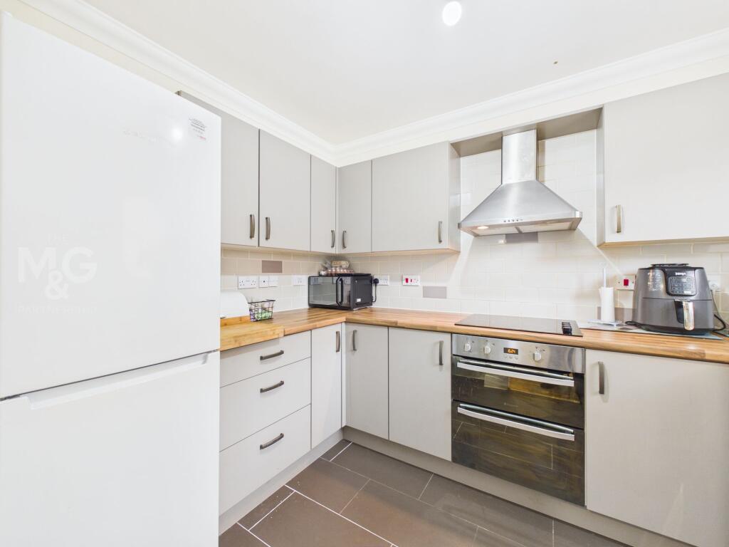 House in Ipswich - View 3