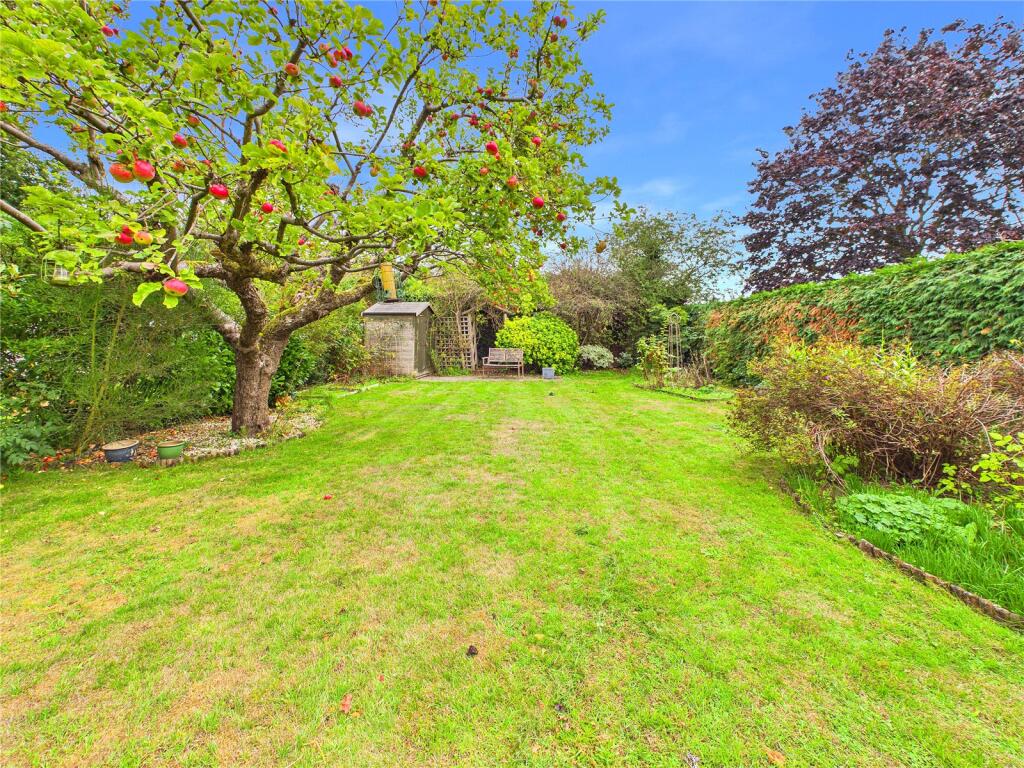 Lyttelton Road, Droitwich Spa, Worcestershire, WR9 photo 2