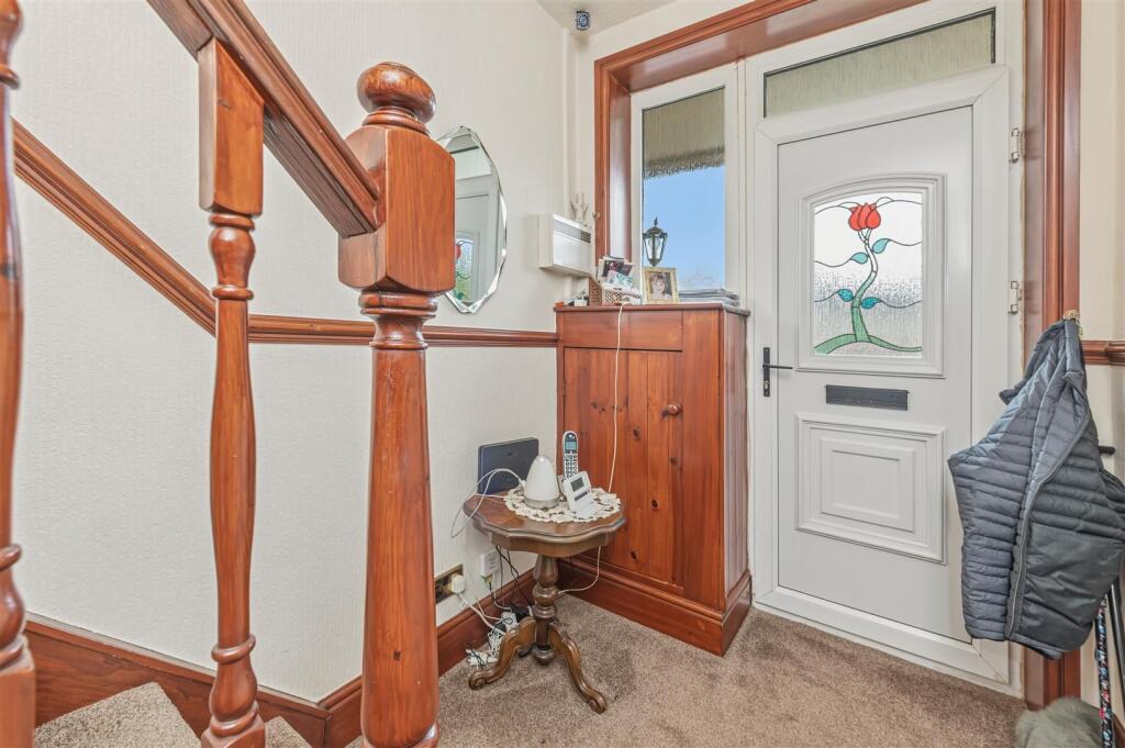 Victoria Crescent, Elland - View 2