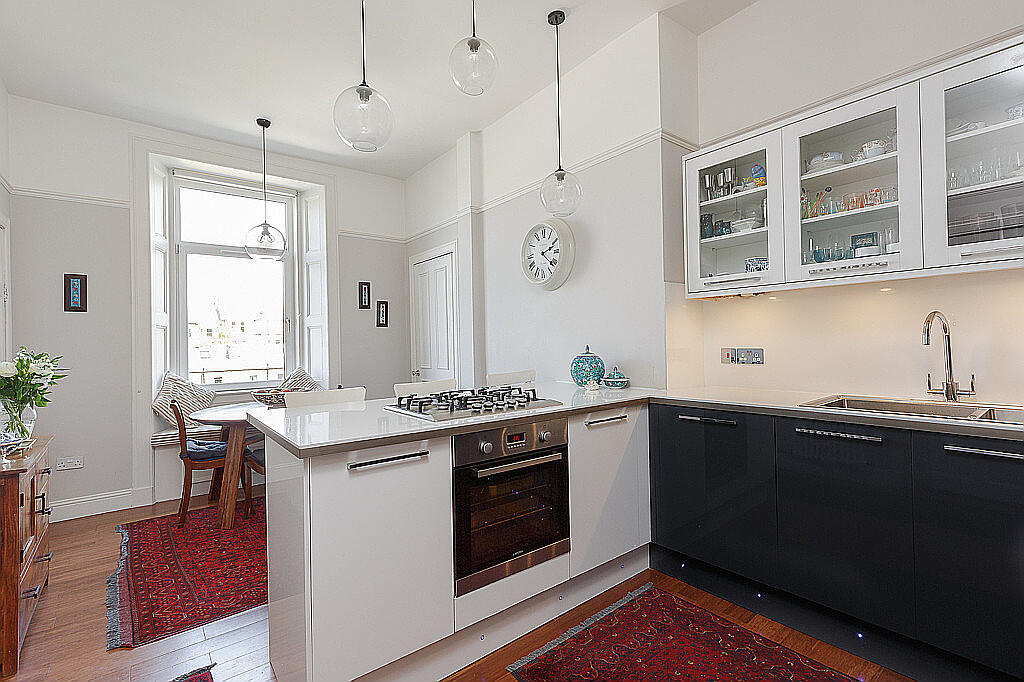Apartment in Edinburgh, Greenhill, Bruntsfield - View 5