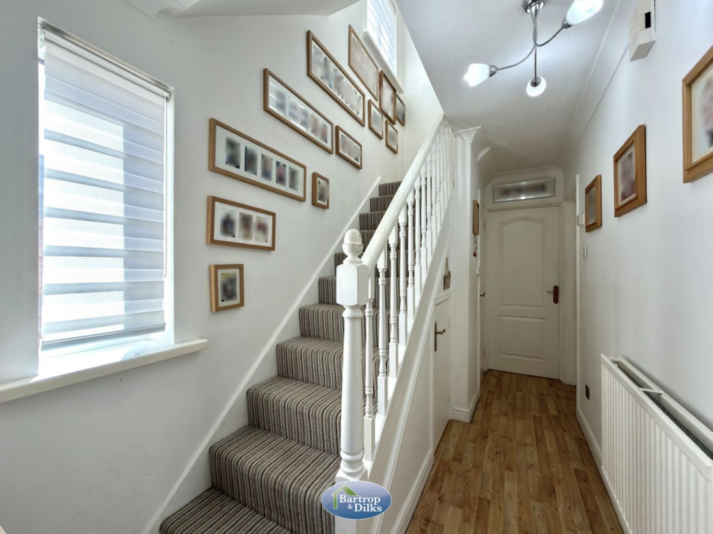 House in Worksop, Kilton - More