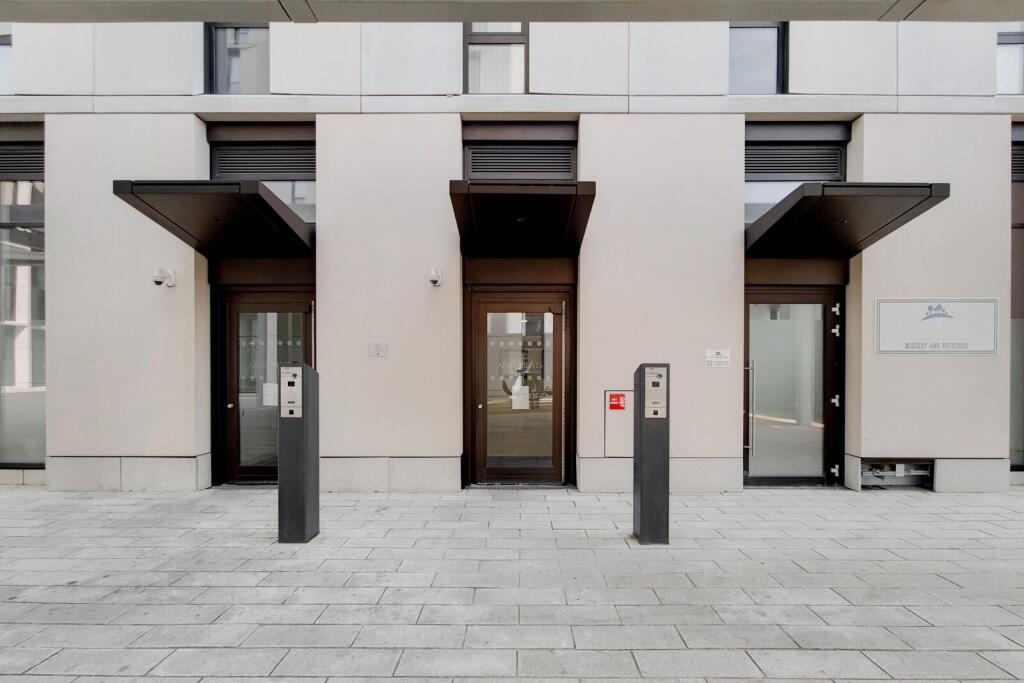 Apartment in London, Greenhill, Wealdstone - More