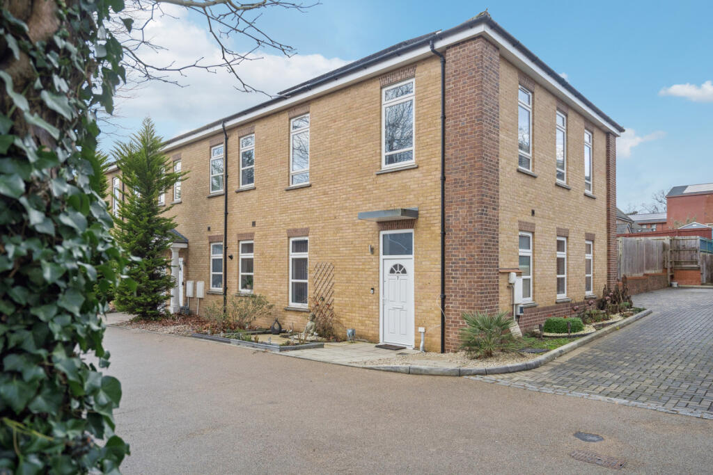 Main image of property: Overlord Close, Uxbridge, UB10 0TU