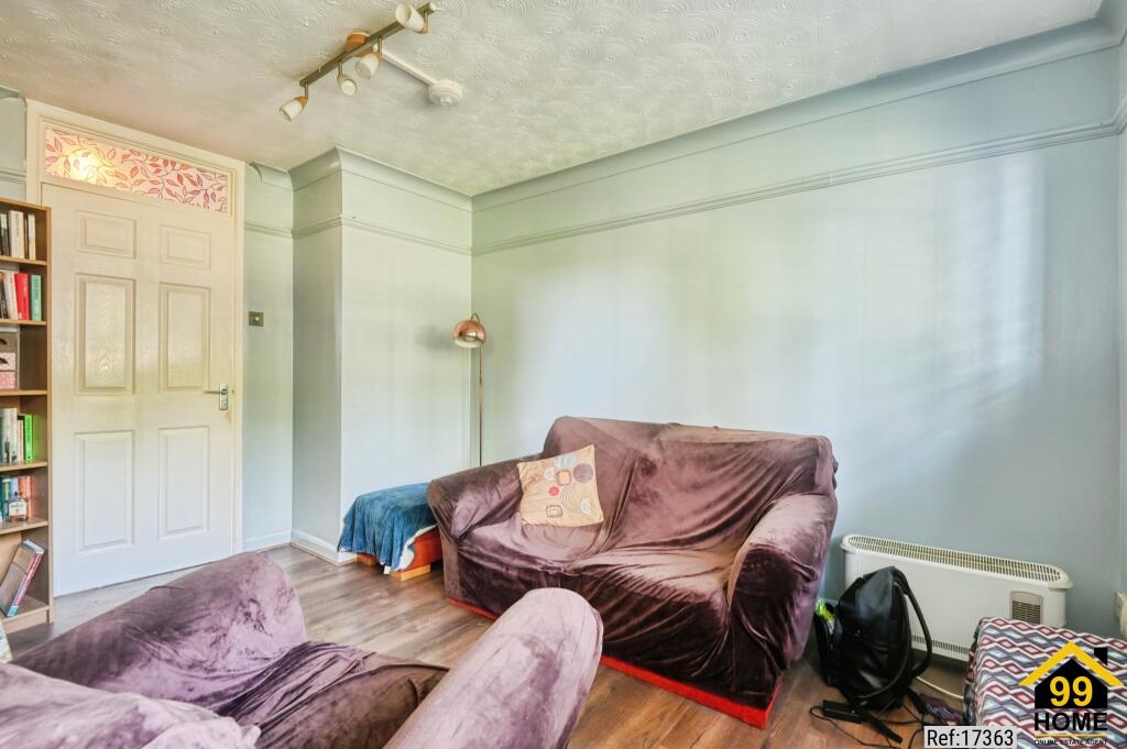 4 Palmers Grove, Birmingham, B36 photo 4