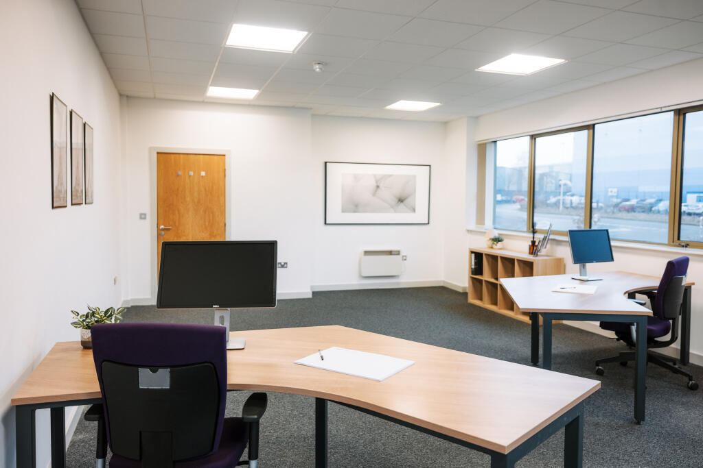 550 sqft office Blackpool Business First