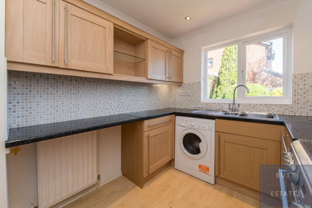 Pinwood Meadow Drive, Exeter - View 5