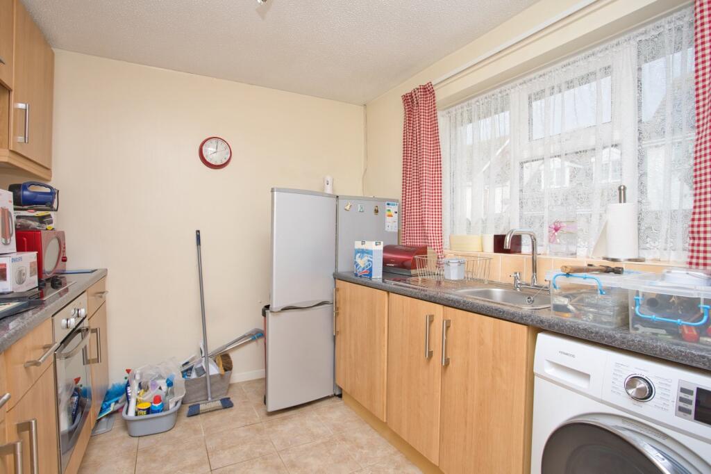 House in Folkestone, Belinda Court - View 3