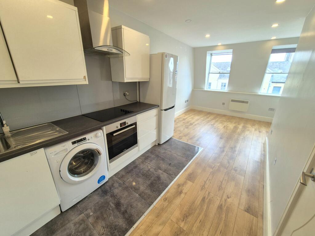 Apartment in Norwich, Thorpe Hamlet - View 3
