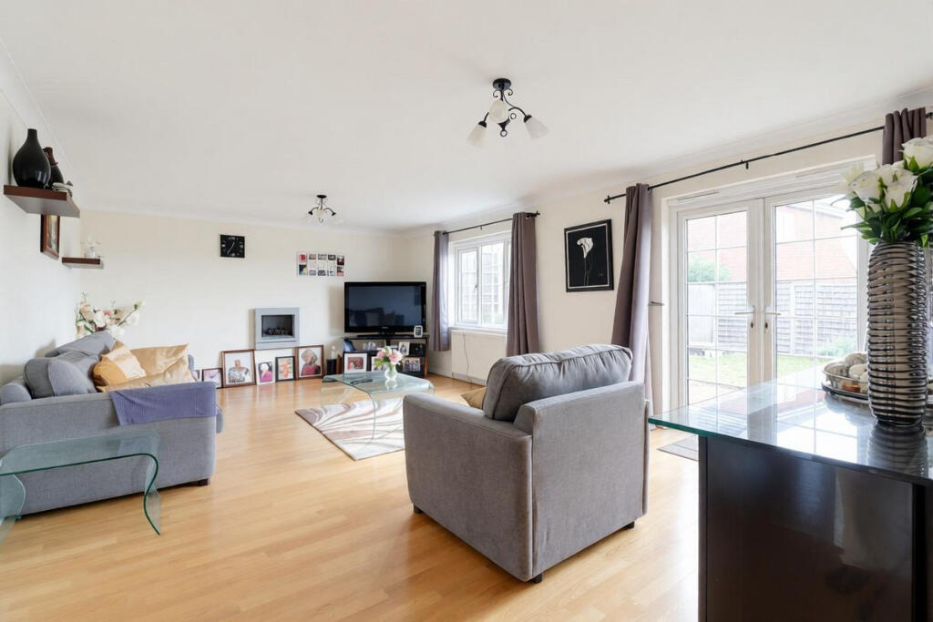 House in West Suffolk, Haverhill - View 3