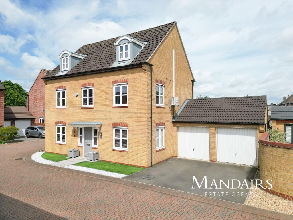 Main image of property: Chedworth Close, Walton, Peterborough