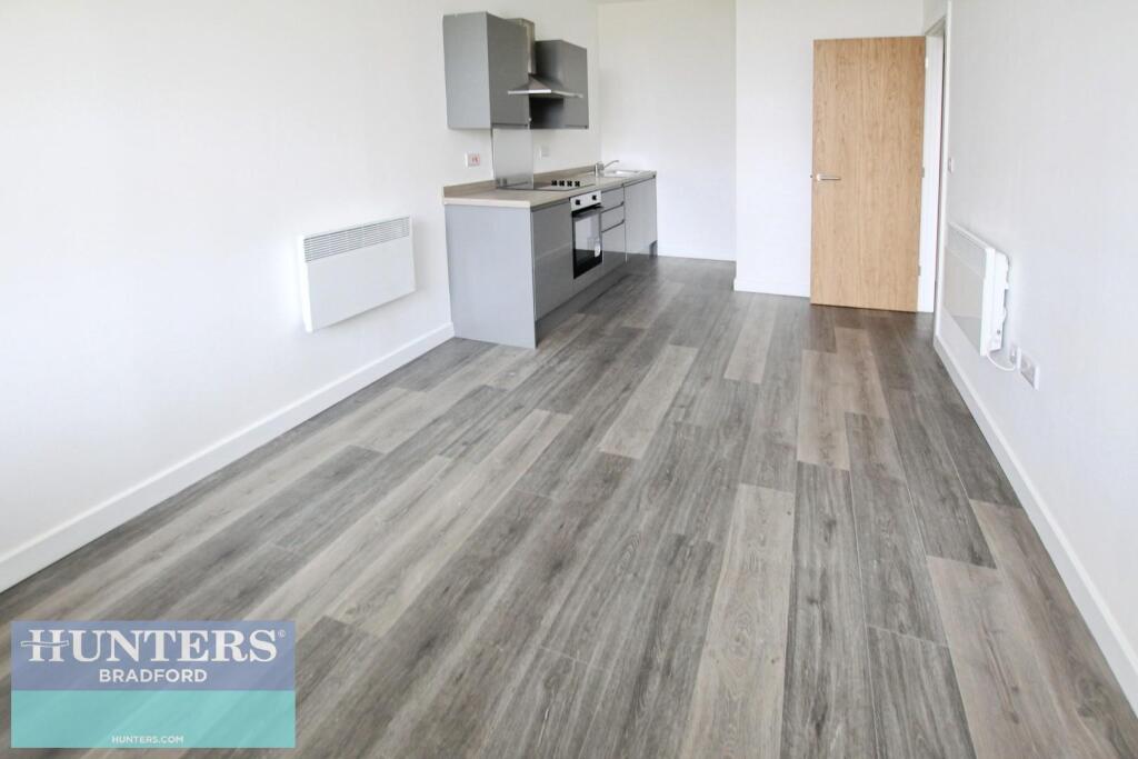 Additional image 2 of Card House, Bingley Road Bradford, BD9 6FG