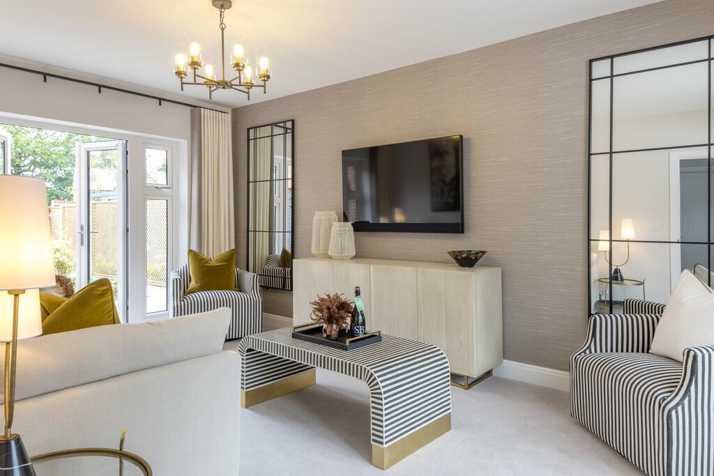 House in Arborfield Green, Finchampstead - View 4