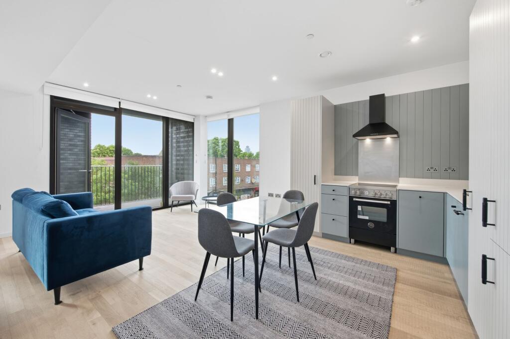 Main image of property: Bradshaw Yard, Lewis House, TW8