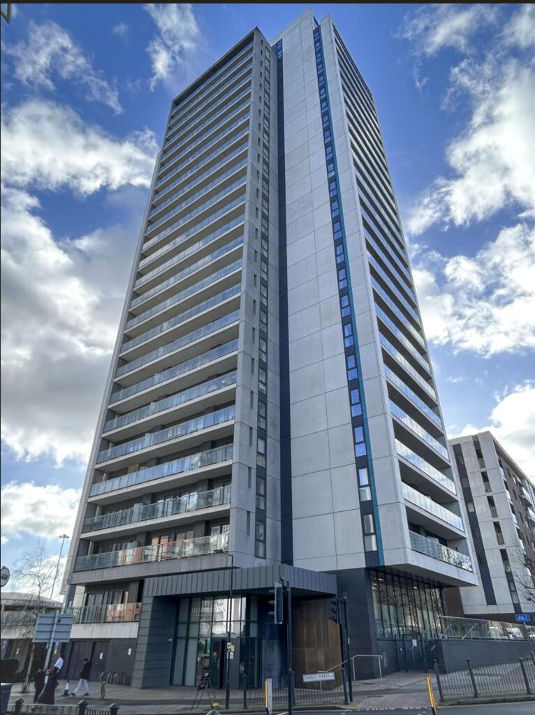 Main image of property: Yabsley Street, Horizons Tower, E14