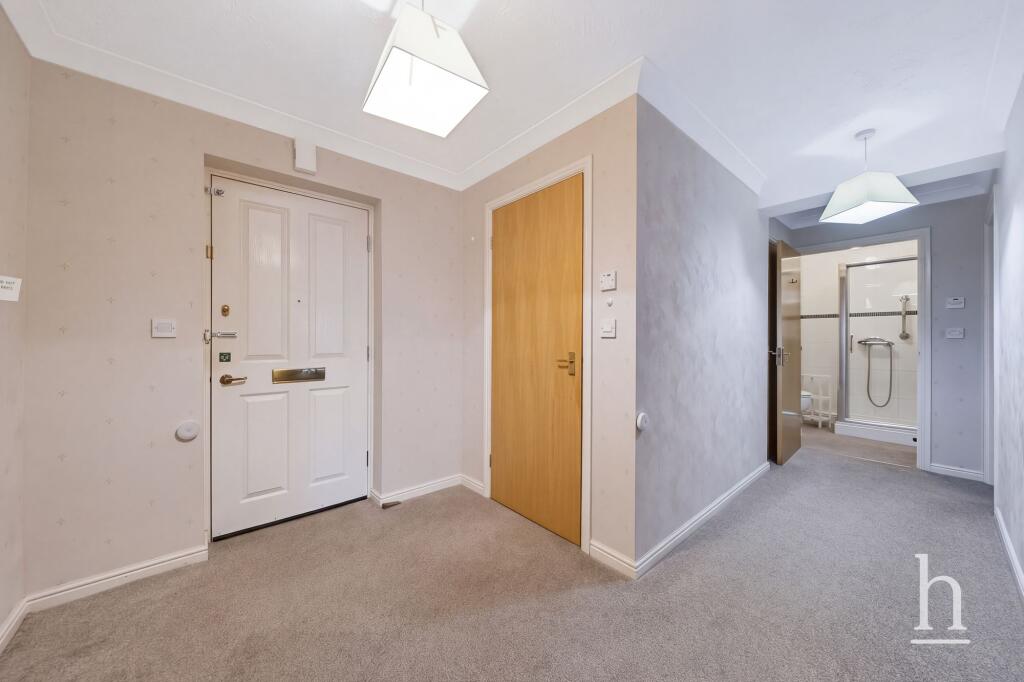 Apartment in Wirral, Liverpool City Region - View 5