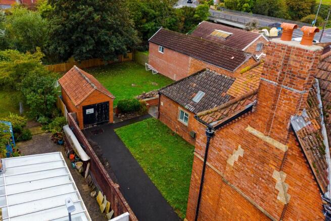 11 Huntspill Road, Highbridge, Somerset TA9 3DD |