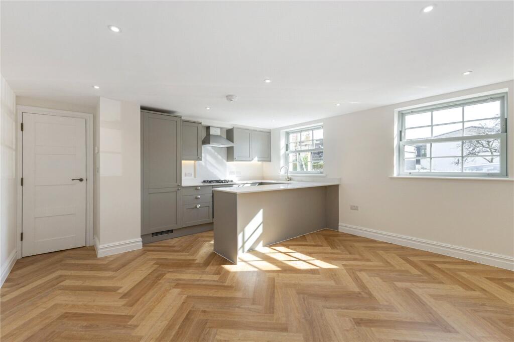 Main image of property: Flat 2 The Atelier, 8 Upper High Street, Winchester, Hampshire, SO23
