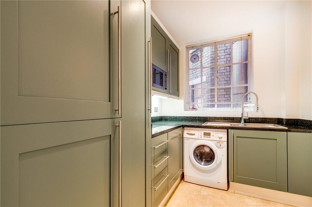 Apartment in London - View 4