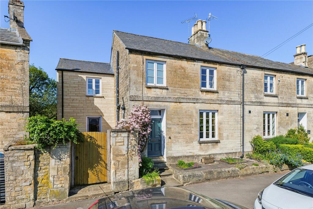 Main image of property: Victoria Road, Cirencester, Gloucestershire, GL7