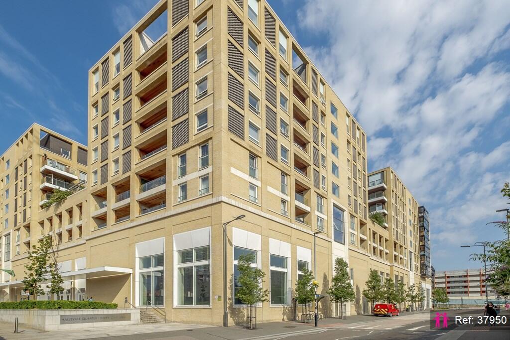 2-bed flat on 97 Rathbone Street, London, £475,000