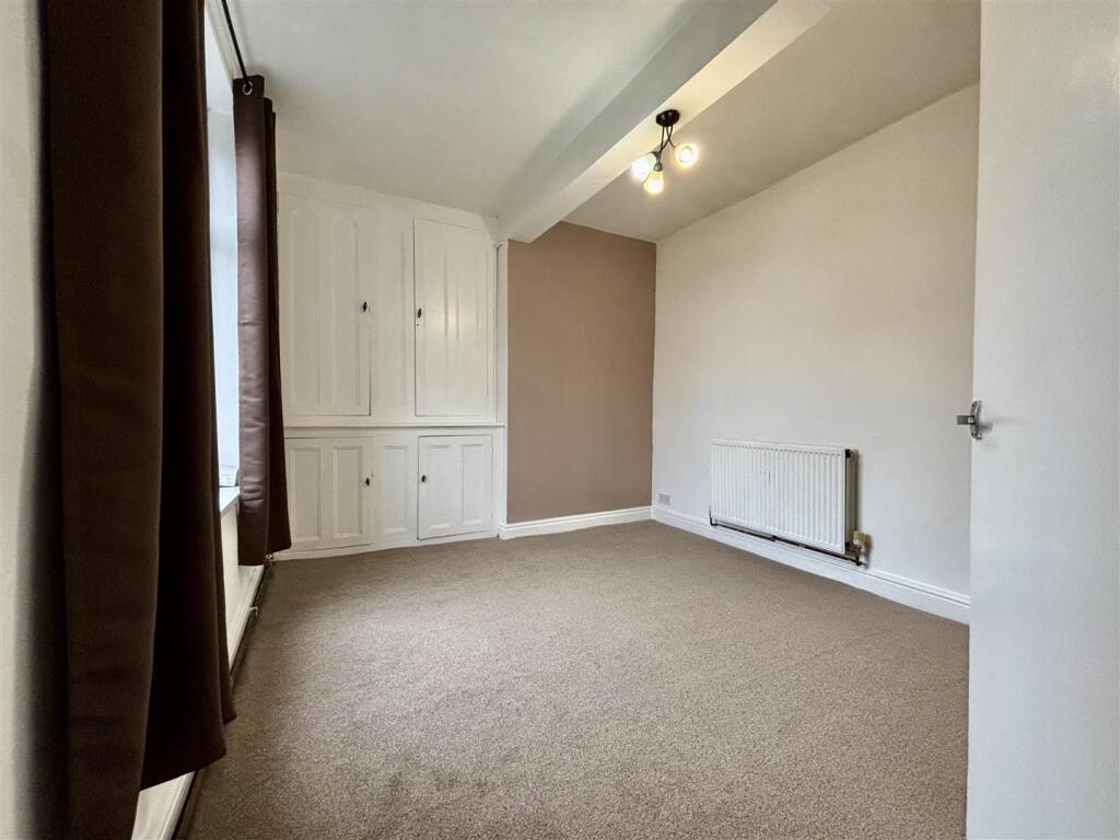House in Bradford - View 2