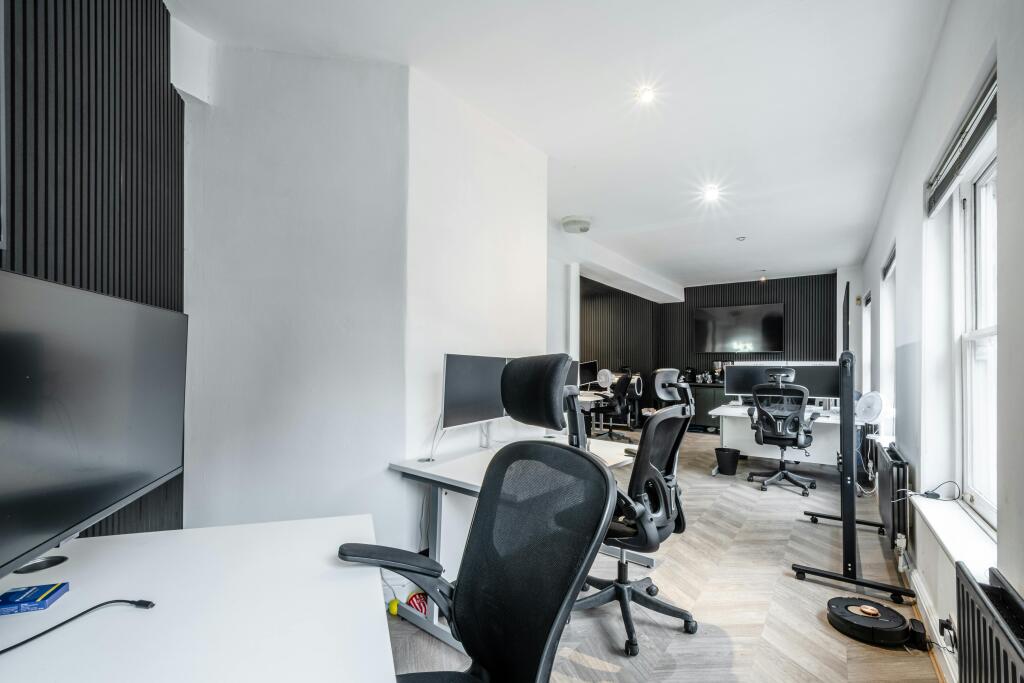 Holywell Row 27 1F NEW 10.jpg