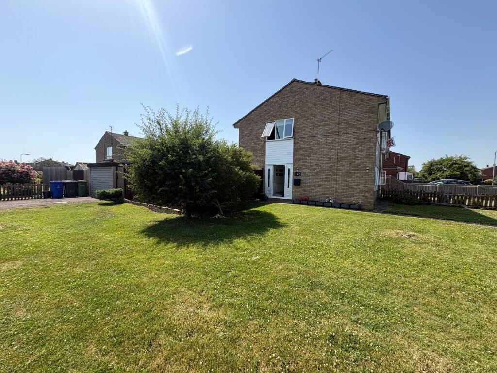 Main image of property: High View, Deanshanger, MK19