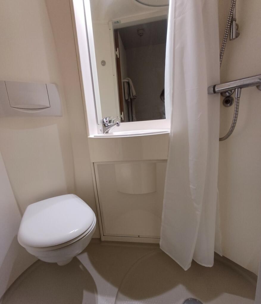 Additional image 8 of Longside Lane, Bradford, BD7