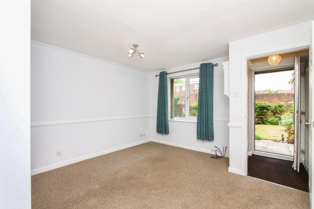 Apartment in York - View 5