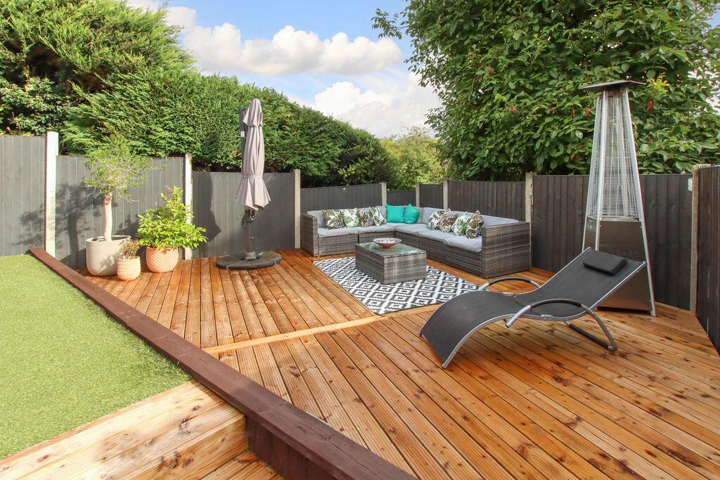 House in Hemel Hempstead - More