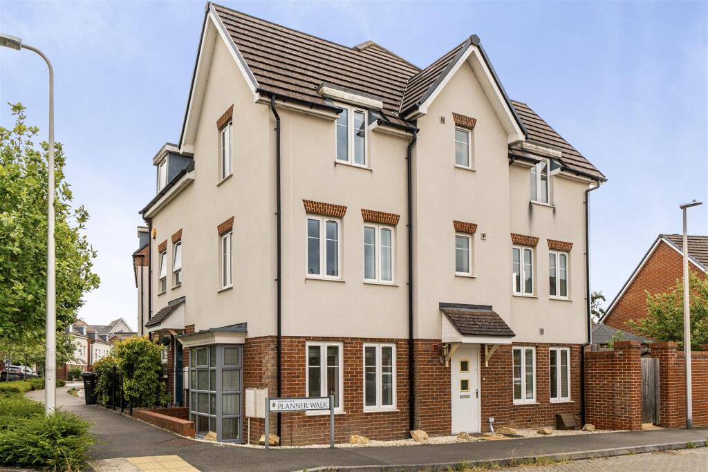 Main image of property: Planner Walk, Wokingham, Berkshire, RG40 1GU