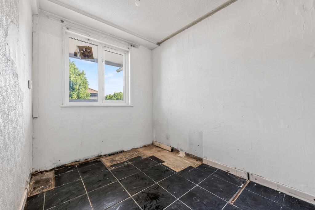 Apartment in Twickenham - More