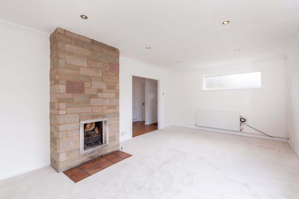 House in Slough - View 4